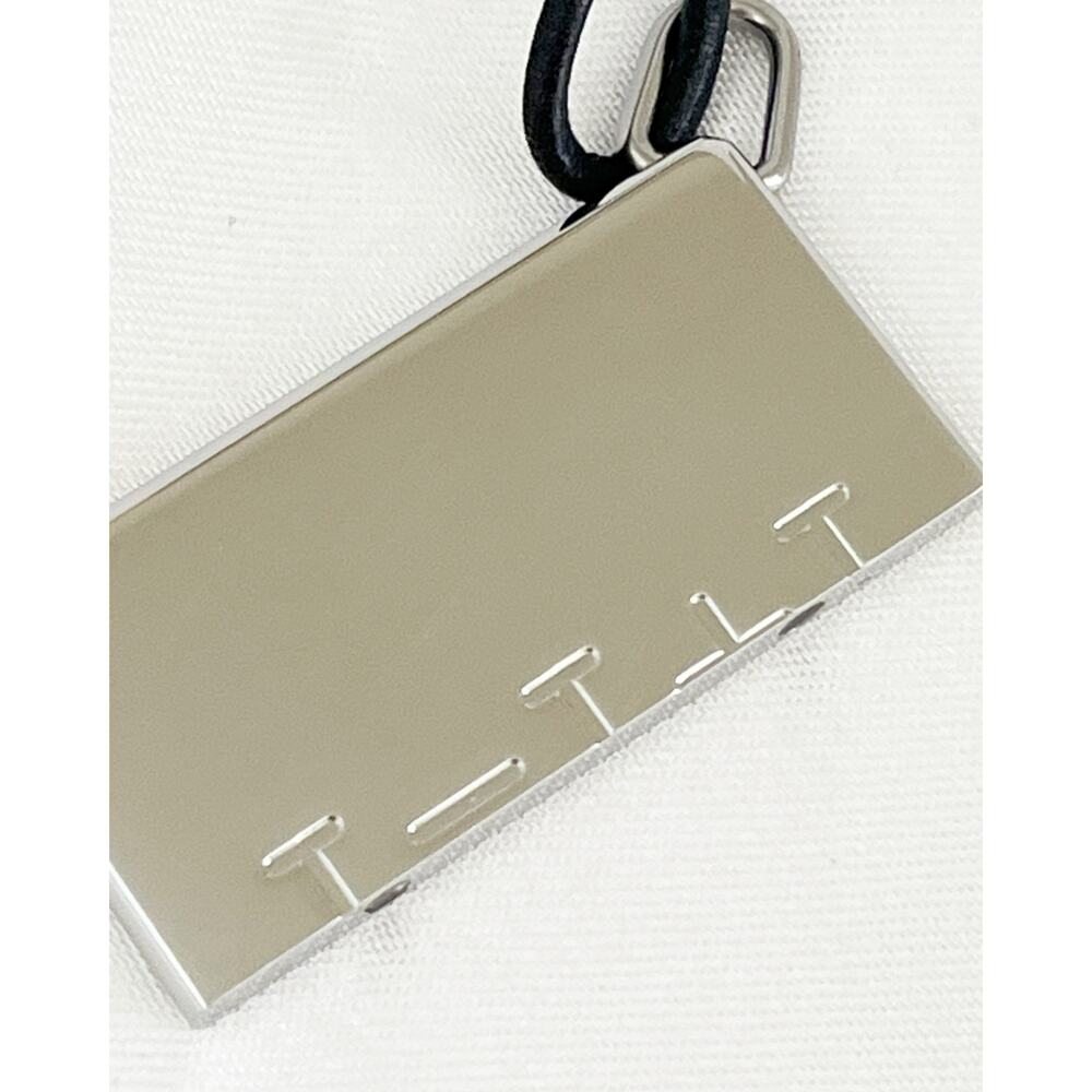 HERMÈS Symbole Amour Pendant Necklace Leather Pre Owned - Picture 5 of 13